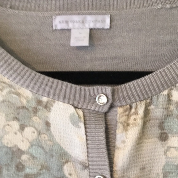 New York & Company Cardigan - Picture 3 of 4